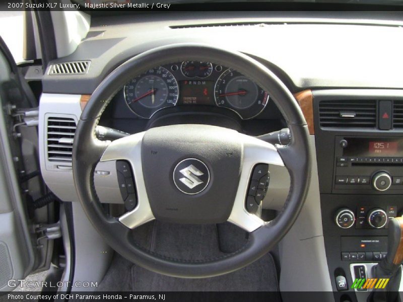  2007 XL7 Luxury Steering Wheel