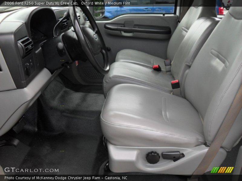 Oxford White / Medium Flint 2006 Ford F250 Super Duty XL Crew Cab