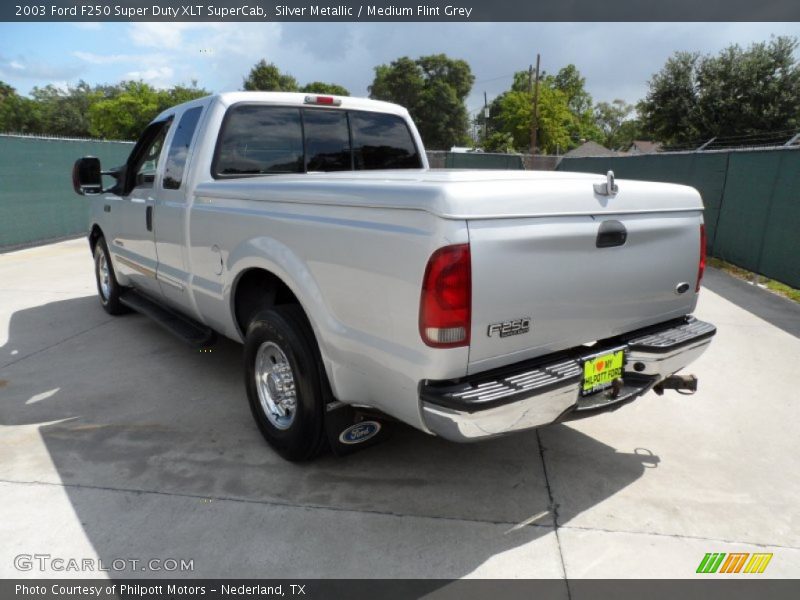 Silver Metallic / Medium Flint Grey 2003 Ford F250 Super Duty XLT SuperCab