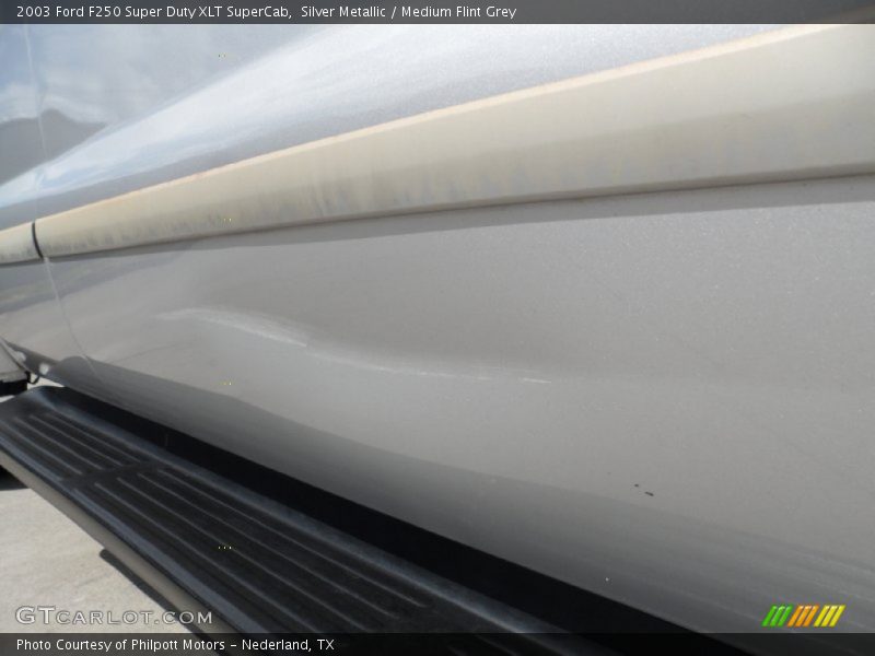 Silver Metallic / Medium Flint Grey 2003 Ford F250 Super Duty XLT SuperCab