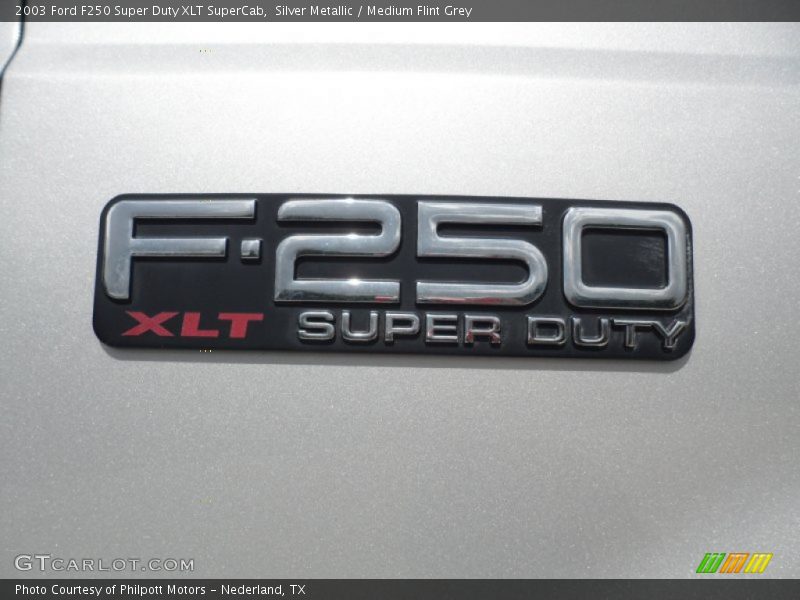  2003 F250 Super Duty XLT SuperCab Logo
