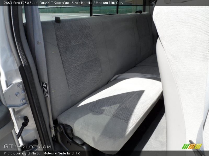 Silver Metallic / Medium Flint Grey 2003 Ford F250 Super Duty XLT SuperCab