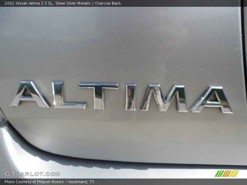 Sheer Silver Metallic / Charcoal Black 2002 Nissan Altima 2.5 SL