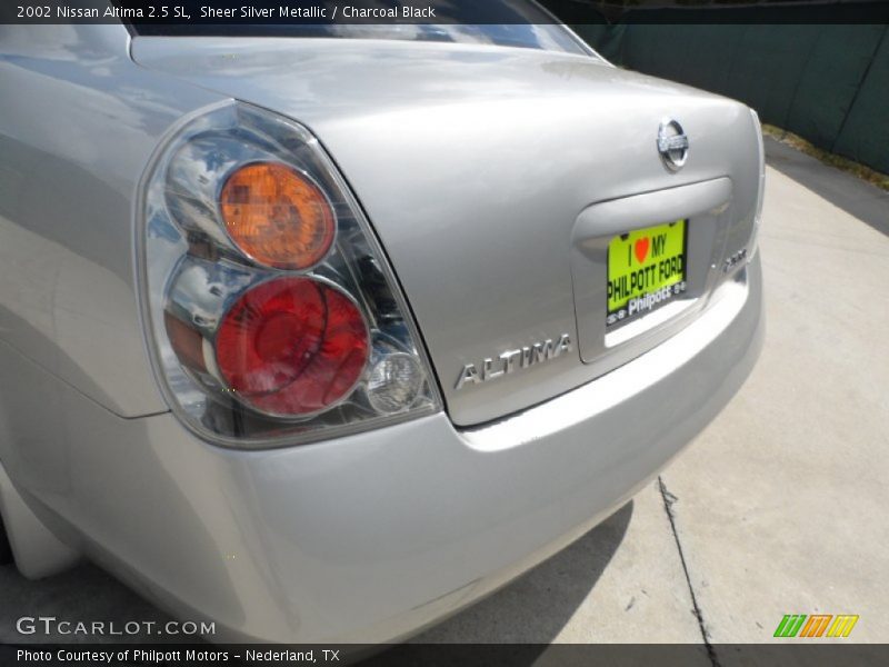 Sheer Silver Metallic / Charcoal Black 2002 Nissan Altima 2.5 SL