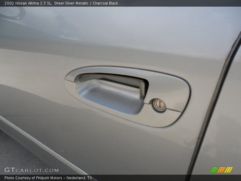 Sheer Silver Metallic / Charcoal Black 2002 Nissan Altima 2.5 SL