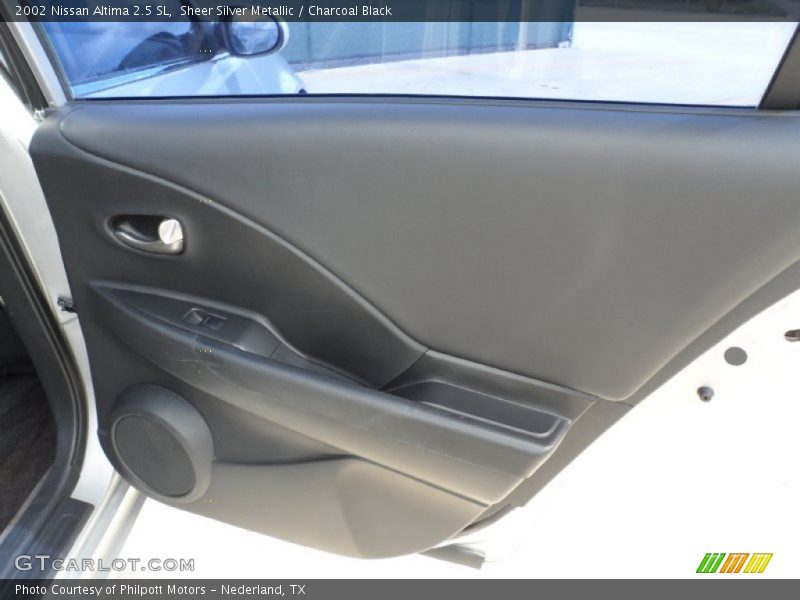 Sheer Silver Metallic / Charcoal Black 2002 Nissan Altima 2.5 SL