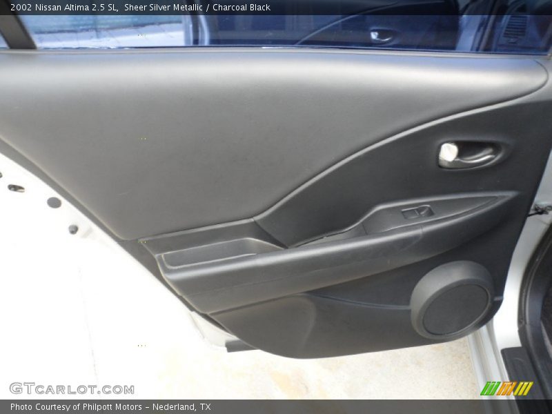 Sheer Silver Metallic / Charcoal Black 2002 Nissan Altima 2.5 SL