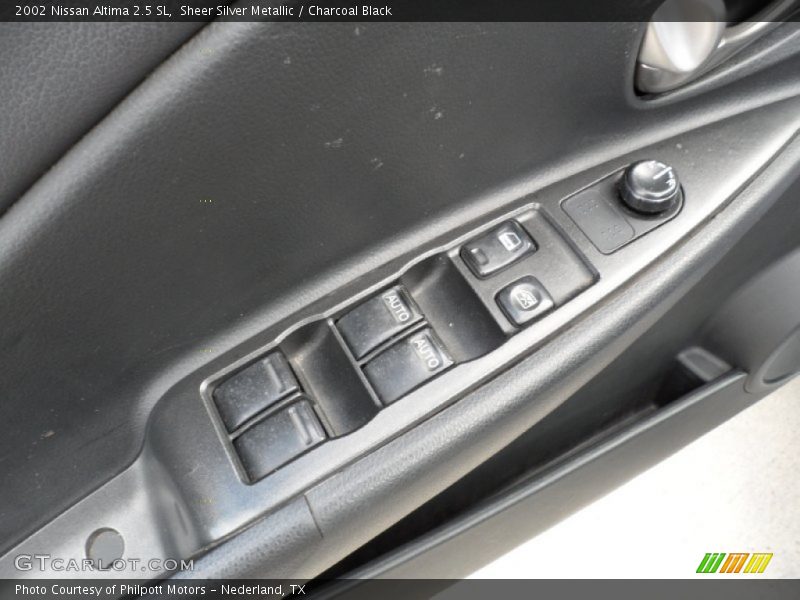 Sheer Silver Metallic / Charcoal Black 2002 Nissan Altima 2.5 SL