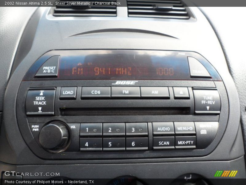 Sheer Silver Metallic / Charcoal Black 2002 Nissan Altima 2.5 SL