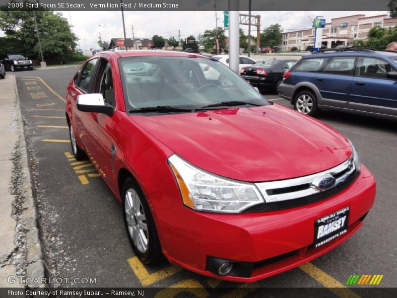 Vermillion Red / Medium Stone 2008 Ford Focus SE Sedan