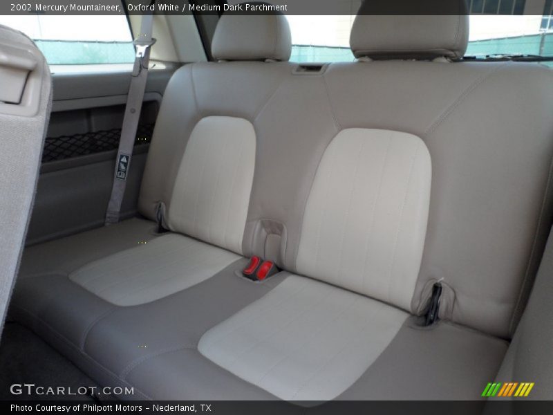 Oxford White / Medium Dark Parchment 2002 Mercury Mountaineer