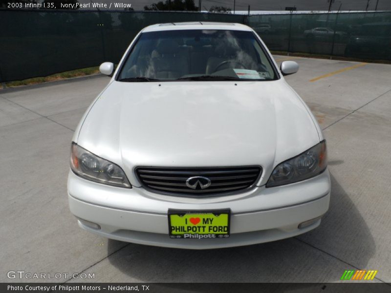 Ivory Pearl White / Willow 2003 Infiniti I 35