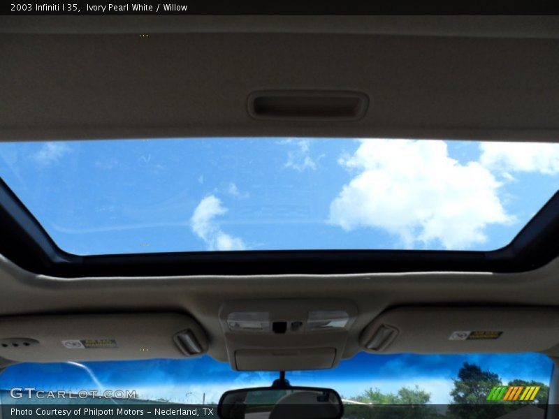 Ivory Pearl White / Willow 2003 Infiniti I 35