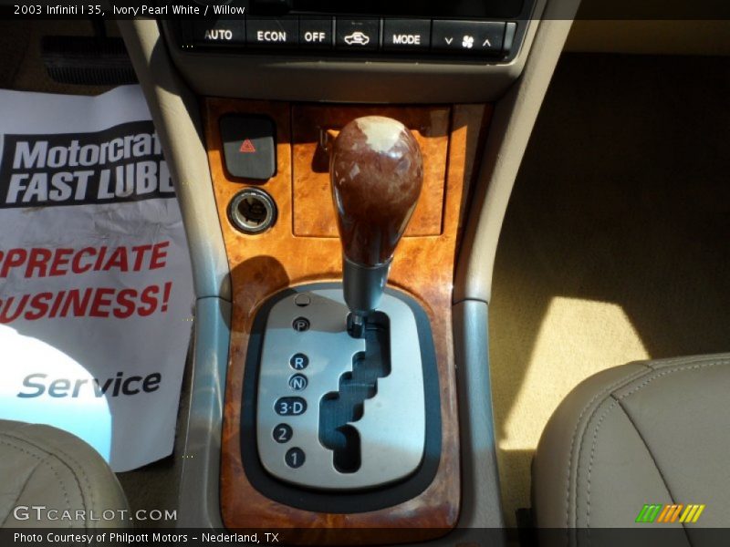 Ivory Pearl White / Willow 2003 Infiniti I 35