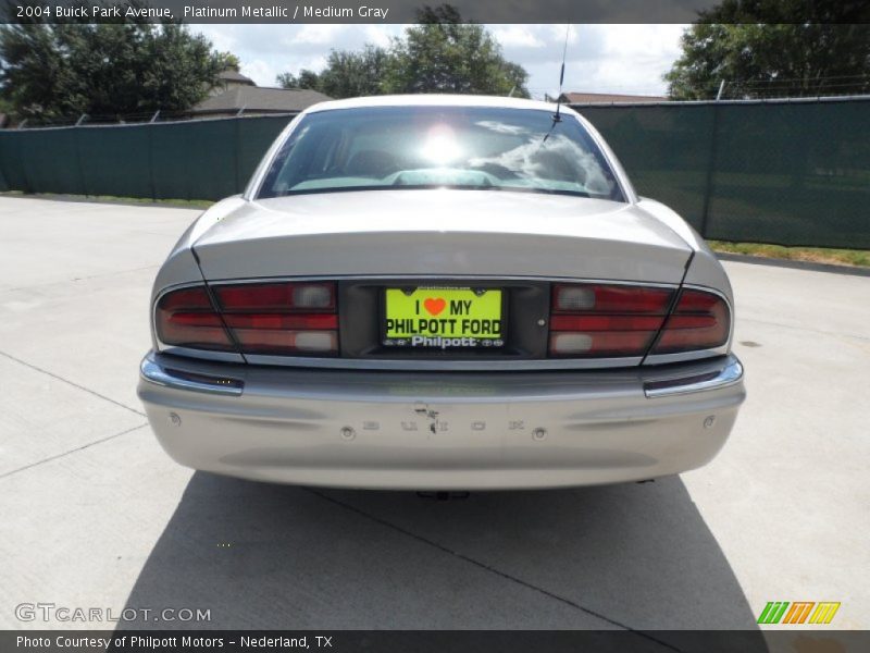 Platinum Metallic / Medium Gray 2004 Buick Park Avenue