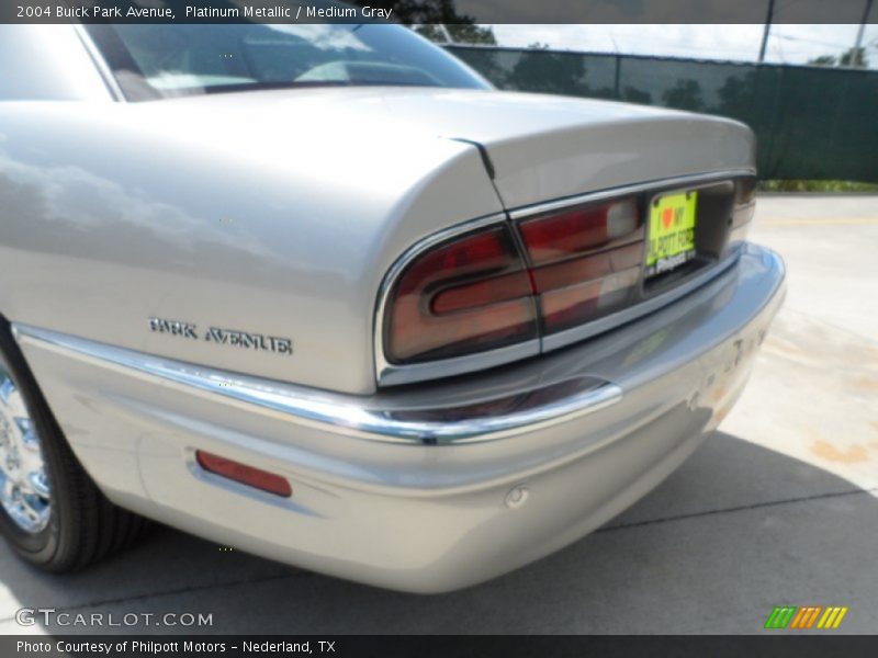Platinum Metallic / Medium Gray 2004 Buick Park Avenue