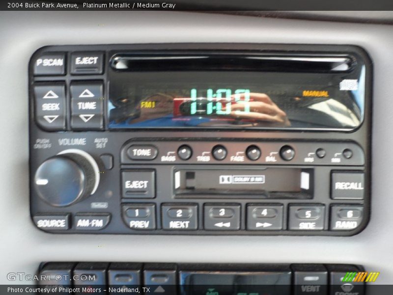 Controls of 2004 Park Avenue 