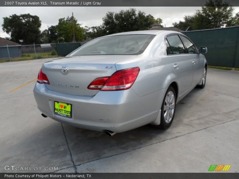 Titanium Metallic / Light Gray 2007 Toyota Avalon XLS