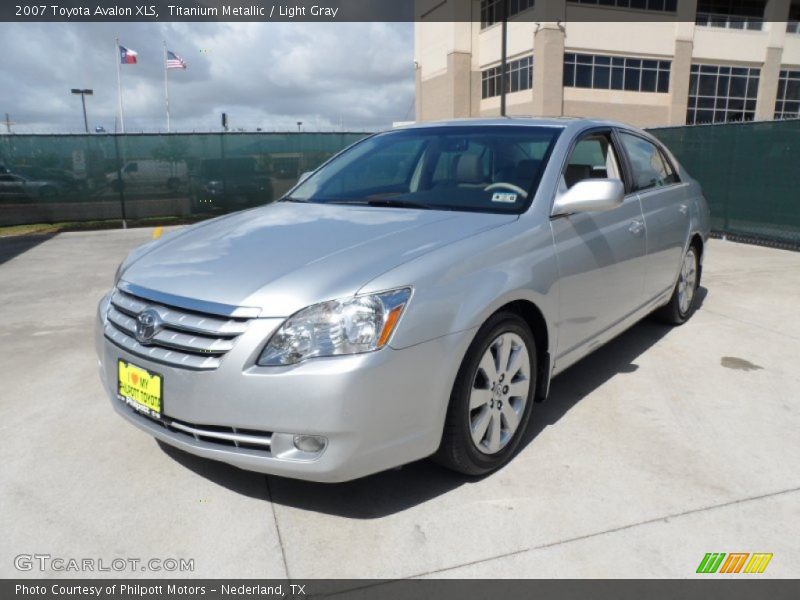 Titanium Metallic / Light Gray 2007 Toyota Avalon XLS