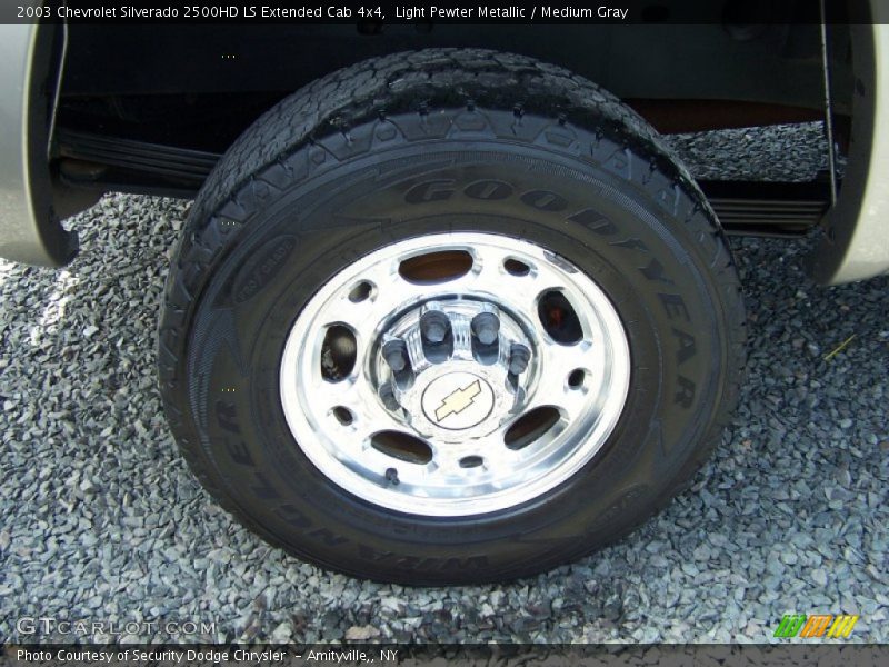 Light Pewter Metallic / Medium Gray 2003 Chevrolet Silverado 2500HD LS Extended Cab 4x4