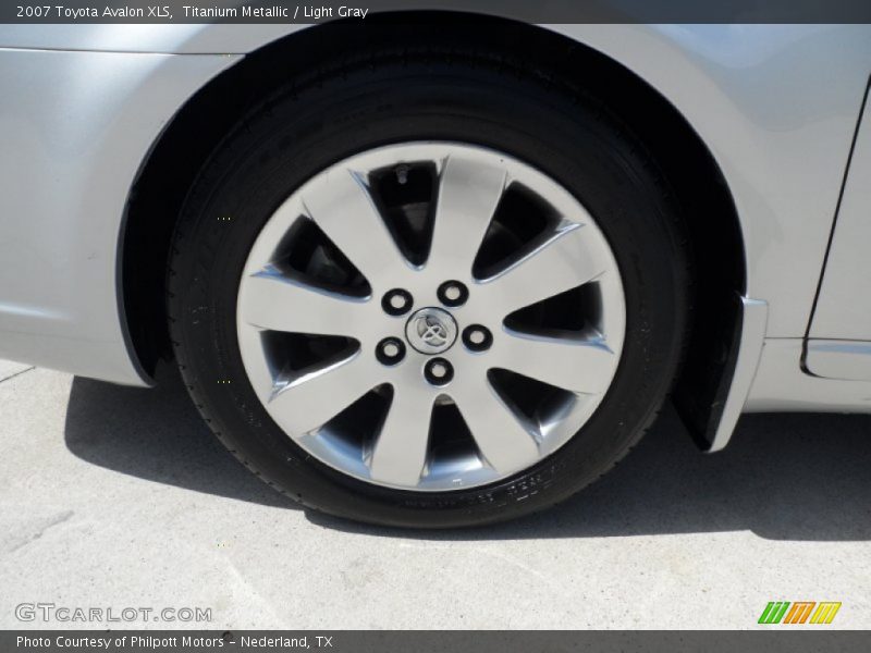 Titanium Metallic / Light Gray 2007 Toyota Avalon XLS