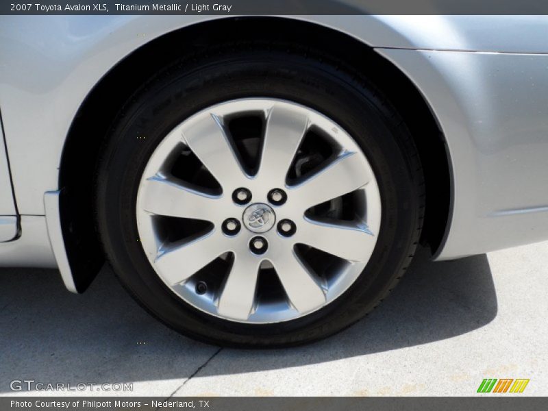 Titanium Metallic / Light Gray 2007 Toyota Avalon XLS