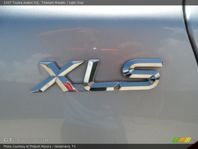 Titanium Metallic / Light Gray 2007 Toyota Avalon XLS