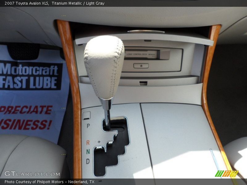 Titanium Metallic / Light Gray 2007 Toyota Avalon XLS
