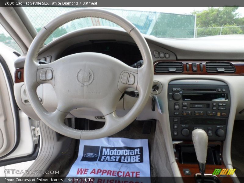White Diamond / Oatmeal 2000 Cadillac Seville SLS