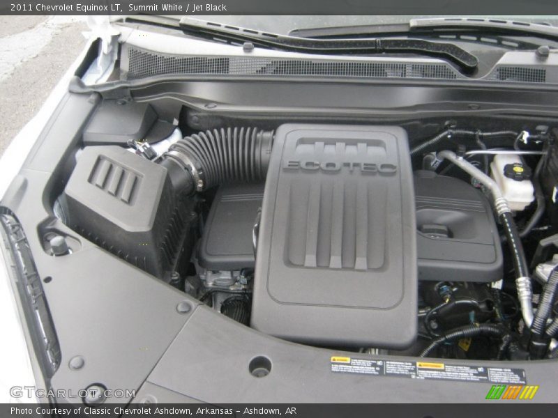 Summit White / Jet Black 2011 Chevrolet Equinox LT