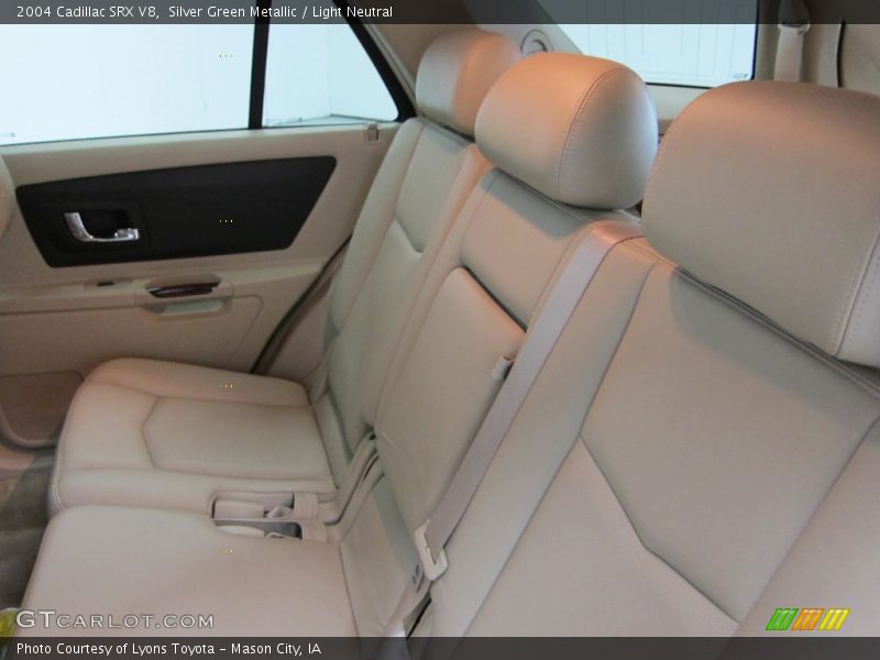 Silver Green Metallic / Light Neutral 2004 Cadillac SRX V8