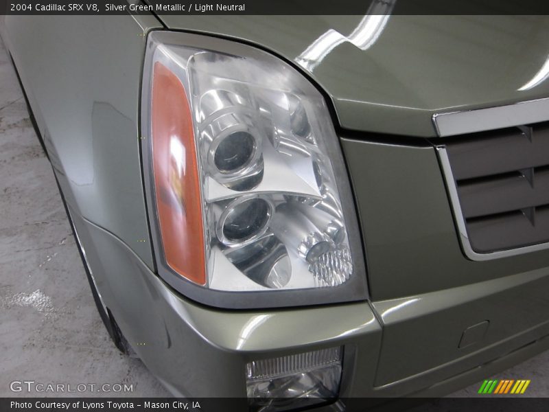 Silver Green Metallic / Light Neutral 2004 Cadillac SRX V8