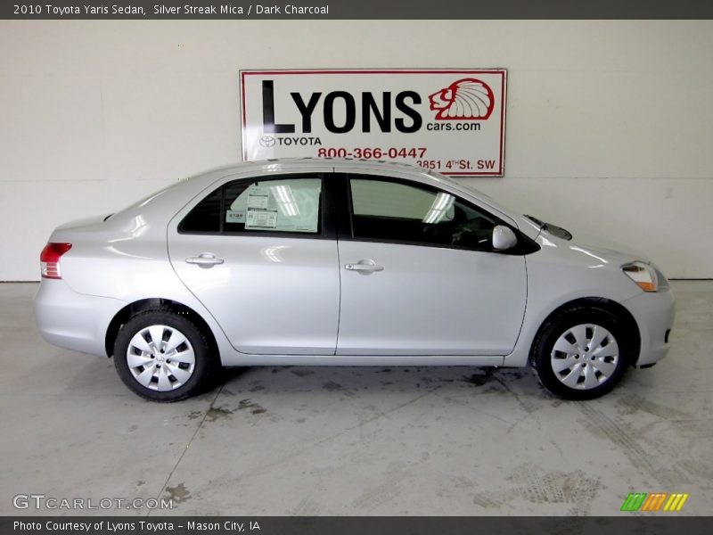 Silver Streak Mica / Dark Charcoal 2010 Toyota Yaris Sedan