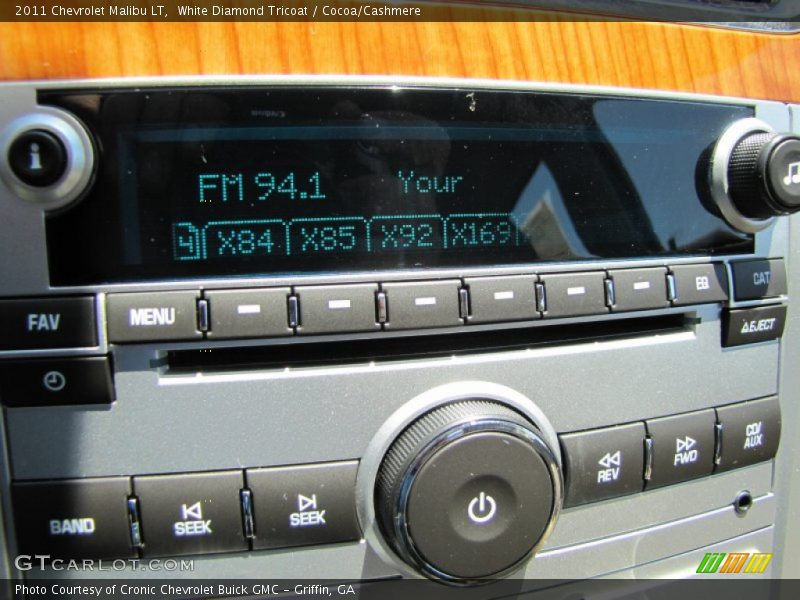 White Diamond Tricoat / Cocoa/Cashmere 2011 Chevrolet Malibu LT