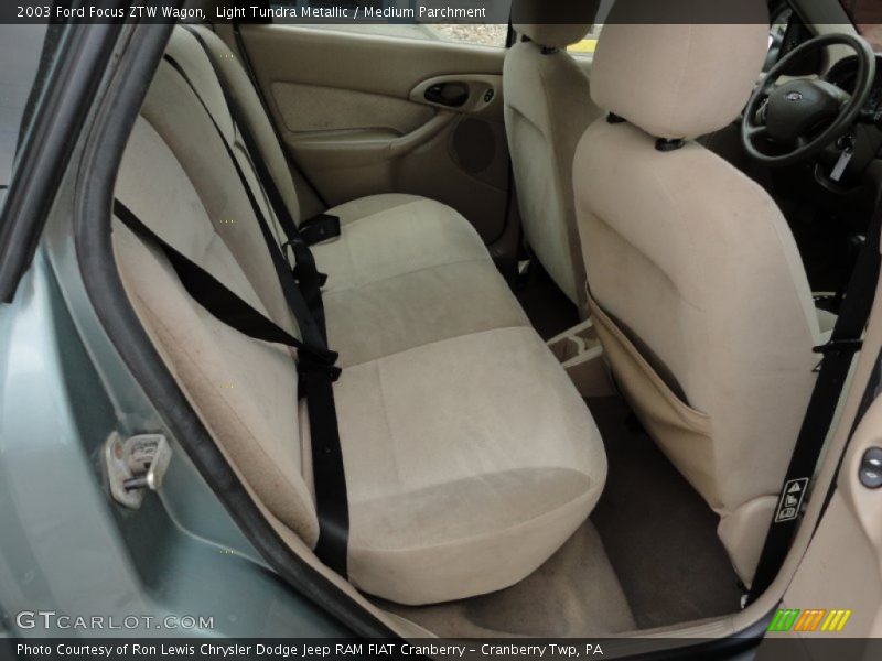  2003 Focus ZTW Wagon Medium Parchment Interior