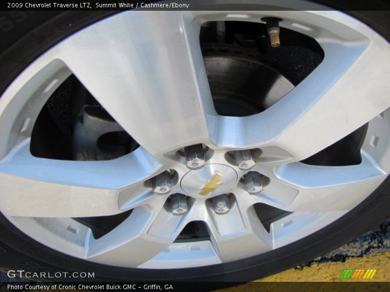 Summit White / Cashmere/Ebony 2009 Chevrolet Traverse LTZ