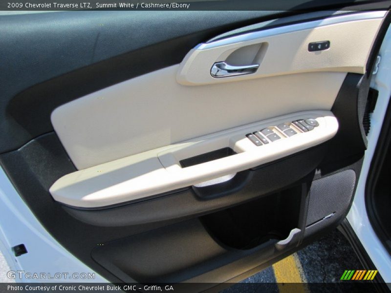 Summit White / Cashmere/Ebony 2009 Chevrolet Traverse LTZ