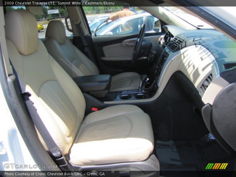Summit White / Cashmere/Ebony 2009 Chevrolet Traverse LTZ