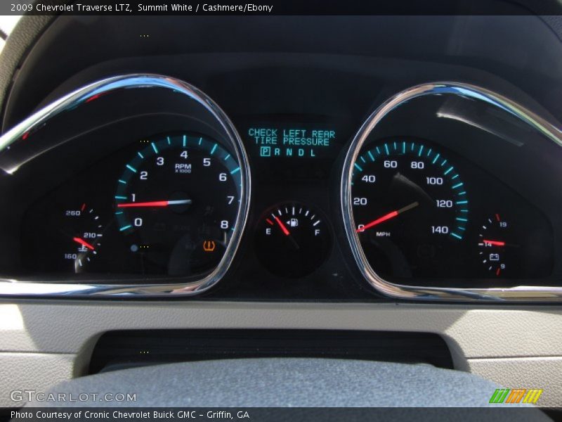 Summit White / Cashmere/Ebony 2009 Chevrolet Traverse LTZ