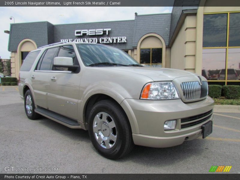 Light French Silk Metallic / Camel 2005 Lincoln Navigator Ultimate