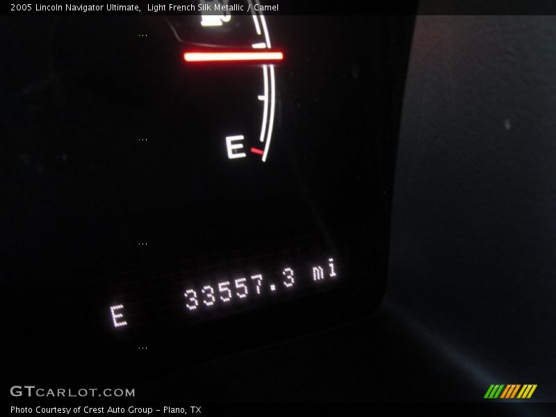 Light French Silk Metallic / Camel 2005 Lincoln Navigator Ultimate