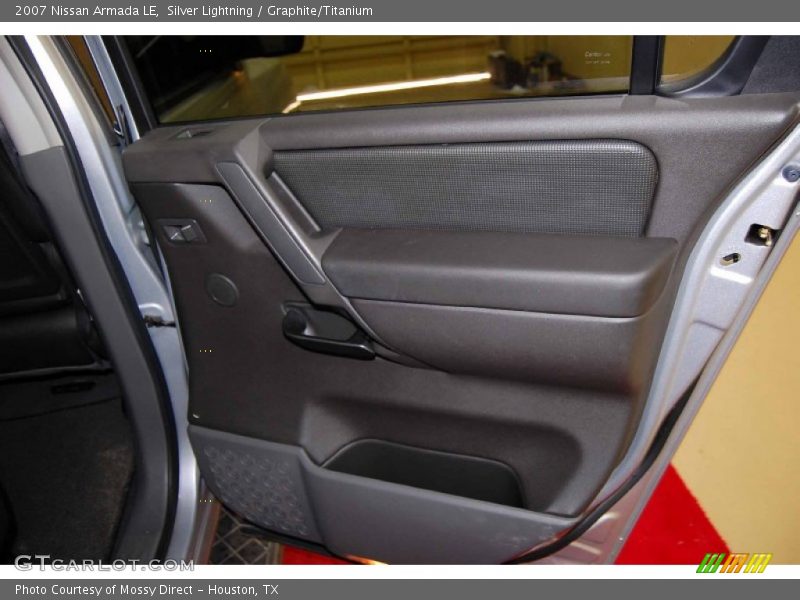 Silver Lightning / Graphite/Titanium 2007 Nissan Armada LE