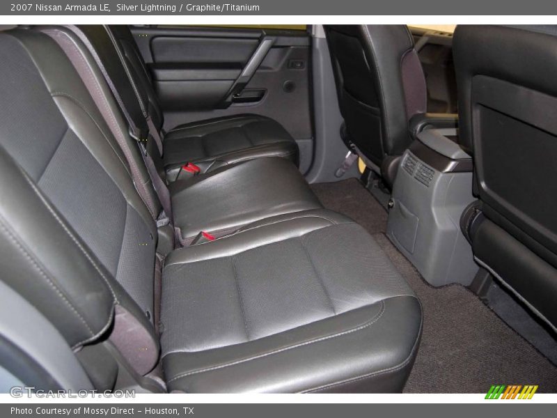 Silver Lightning / Graphite/Titanium 2007 Nissan Armada LE