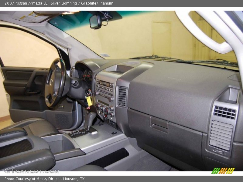 Silver Lightning / Graphite/Titanium 2007 Nissan Armada LE