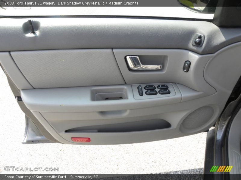 Door Panel of 2003 Taurus SE Wagon