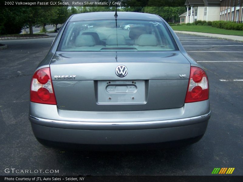 Reflex Silver Metallic / Grey 2002 Volkswagen Passat GLX Sedan