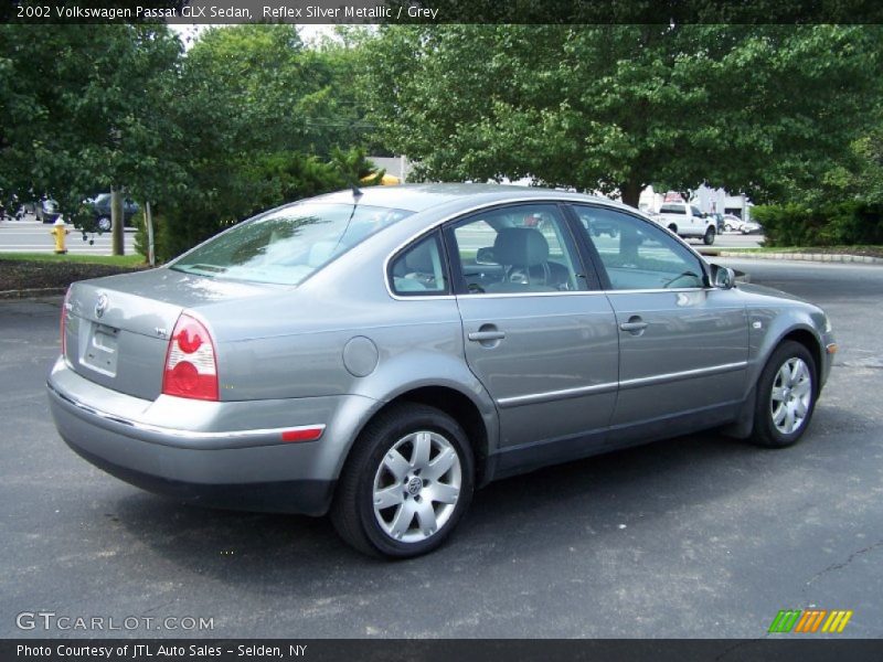 Reflex Silver Metallic / Grey 2002 Volkswagen Passat GLX Sedan