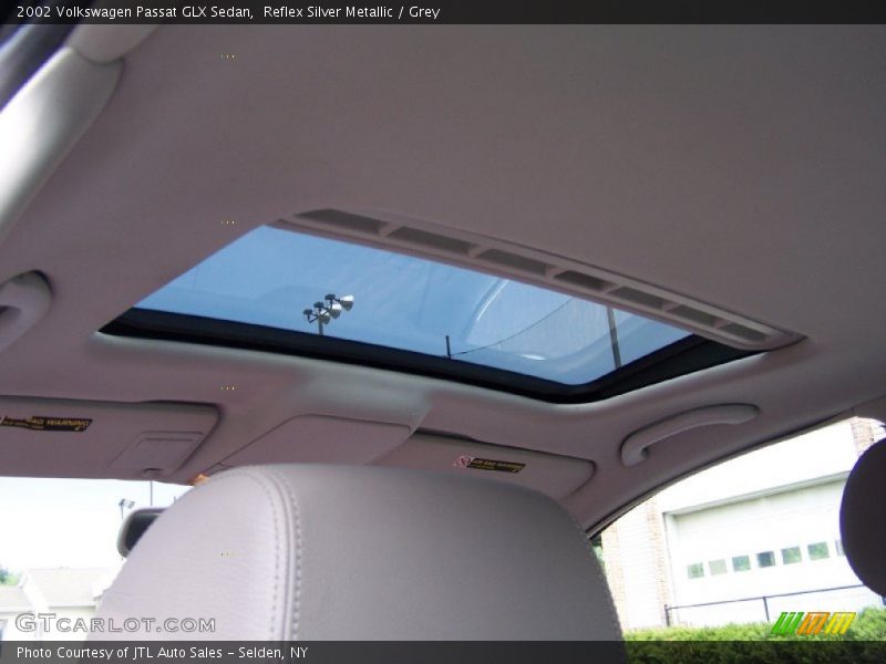 Sunroof of 2002 Passat GLX Sedan