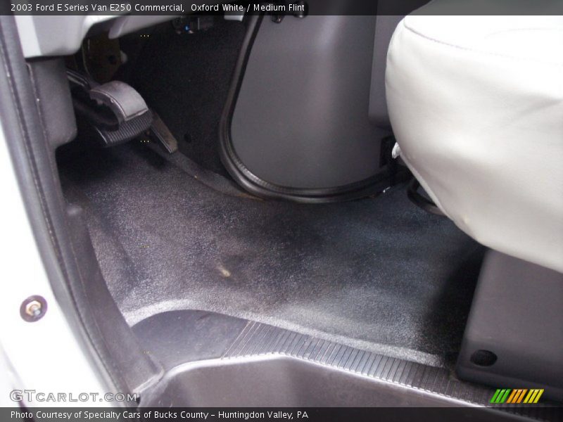 Oxford White / Medium Flint 2003 Ford E Series Van E250 Commercial