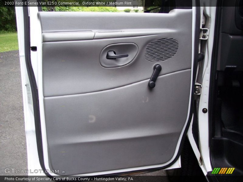 Oxford White / Medium Flint 2003 Ford E Series Van E250 Commercial